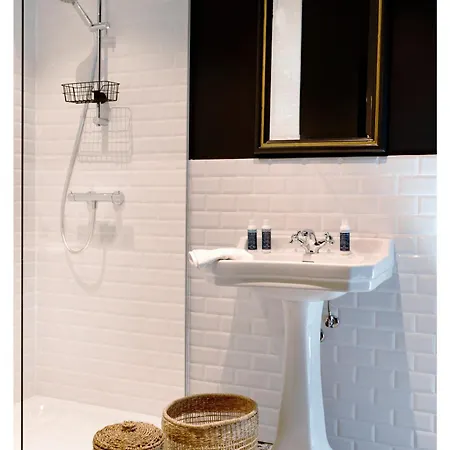 La Gloire De Motte A Faulx