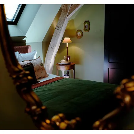 La Gloire De Motte A Faulx